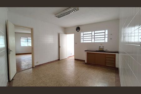Casa para alugar com 110m², 2 quartos e sem vaga