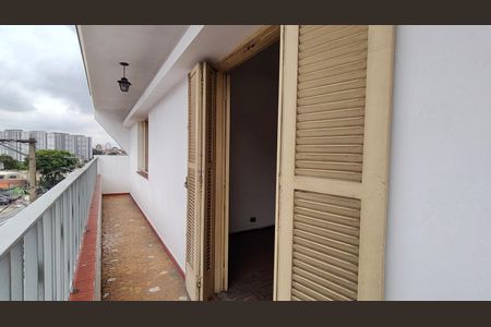 Casa para alugar com 110m², 2 quartos e sem vaga