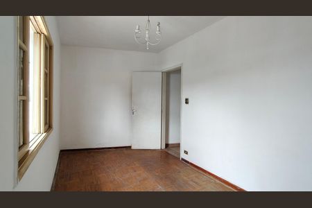 Casa para alugar com 110m², 2 quartos e sem vaga