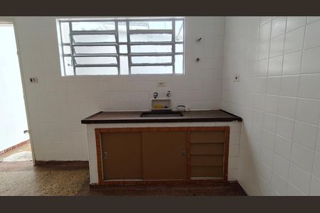 Casa para alugar com 110m², 2 quartos e sem vaga
