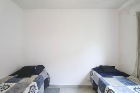 Quarto de apartamento para alugar com 2 quartos, 100m² em Jardim Tres Marias, Guarujá