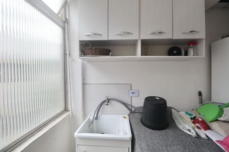 Apartamento para alugar com 100m², 2 quartos e 1 vaga Apartamento para alugar com 100m², 2 quartos e 1 vagaÁrea de Serviço