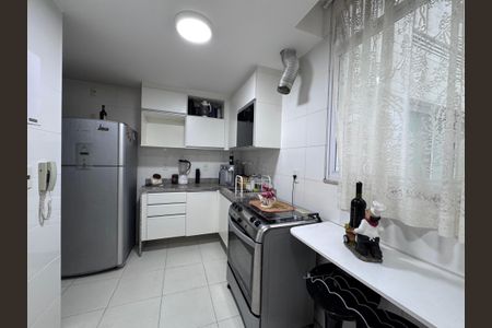 Apartamento para alugar com 112m², 3 quartos e 1 vaga Apartamento para alugar com 112m², 3 quartos e 1 vagaCozinha e Área de Serviço