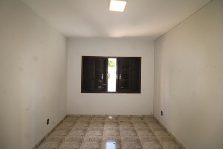 Casa para alugar com 246m², 3 quartos e 2 vagasQuarto 3