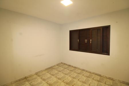 Quarto 2 de casa para alugar com 3 quartos, 246m² em Santana, São Paulo