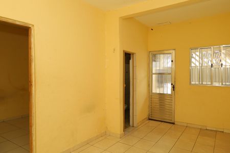 Sala de casa para alugar com 1 quarto, 40m² em Jardim Mabel, São Paulo