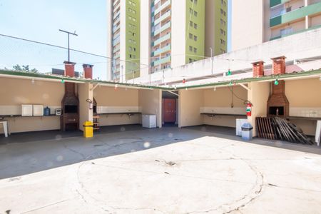 Apartamento para alugar com 62m², 2 quartos e 1 vaga Apartamento para alugar com 62m², 2 quartos e 1 vagaÁrea comum - Churrasqueira