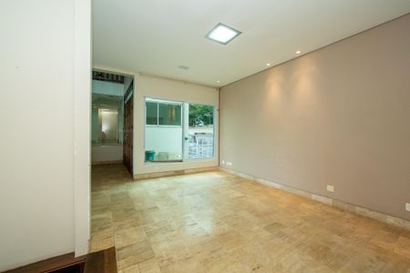 Casa à venda com 523m², 5 quartos e 5 vagas Casa à venda com 523m², 5 quartos e 5 vagasSALA