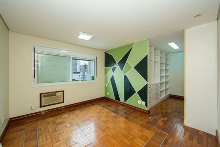 Casa à venda com 523m², 5 quartos e 5 vagas Casa à venda com 523m², 5 quartos e 5 vagasQUARTO3