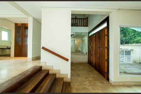 SALA de casa à venda com 5 quartos, 523m² em Vila Paris, Belo Horizonte