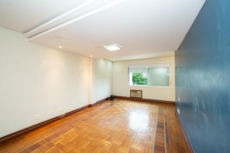 Casa à venda com 523m², 5 quartos e 5 vagas Casa à venda com 523m², 5 quartos e 5 vagasQUARTO4