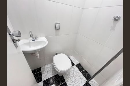 Apartamento para alugar com 78m², 2 quartos e 1 vaga Apartamento para alugar com 78m², 2 quartos e 1 vagaBanheiro de serviço