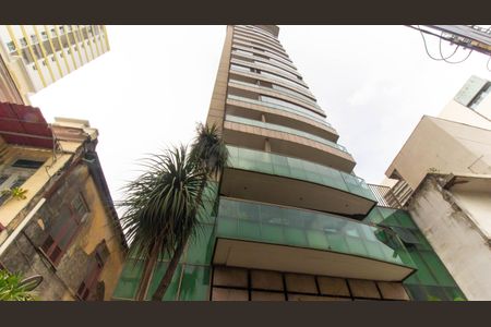 Apartamento à venda com 70m², 1 quarto e 1 vaga