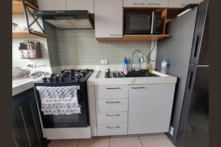Cozinha de apartamento para alugar com 2 quartos, 40m² em Santa Maria, Osasco