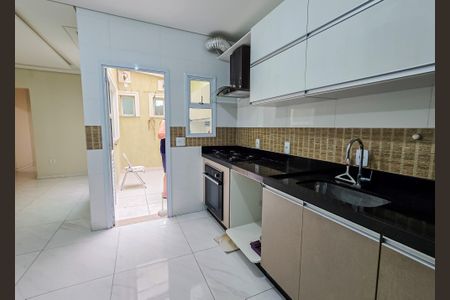 Apartamento à venda com 65m², 2 quartos e 1 vagaCozinha