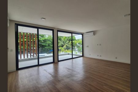 Casa de condomínio à venda com 450m², 5 quartos e 3 vagasSuíte 3