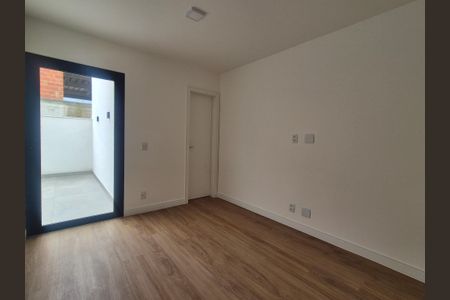 Casa de condomínio à venda com 450m², 5 quartos e 3 vagasSuíte 2