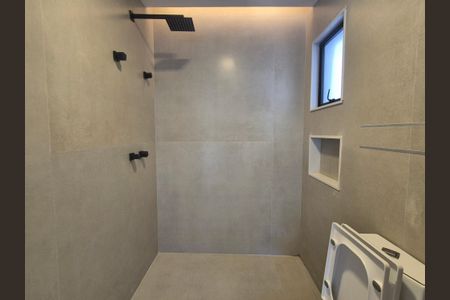 Casa de condomínio à venda com 450m², 5 quartos e 3 vagasBanheiro 