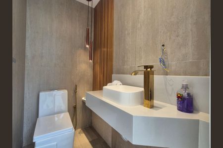 Casa de condomínio à venda com 450m², 5 quartos e 3 vagasLavabo 