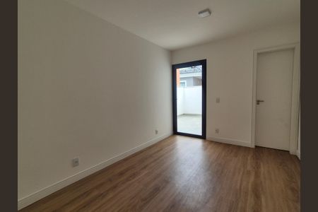 Casa de condomínio à venda com 450m², 5 quartos e 3 vagasSuíte 2