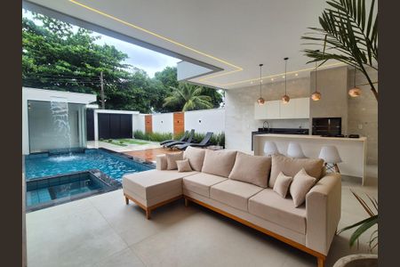 Casa de condomínio à venda com 450m², 5 quartos e 3 vagasVaranda gourmet 