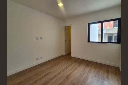 Casa de condomínio à venda com 450m², 5 quartos e 3 vagasSuíte 