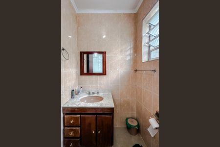 Casa para alugar com 400m², 4 quartos e 3 vagasBanheiro