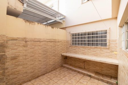 Casa à venda com 170m², 5 quartos e 2 vagas