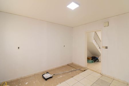 Casa à venda com 170m², 5 quartos e 2 vagas