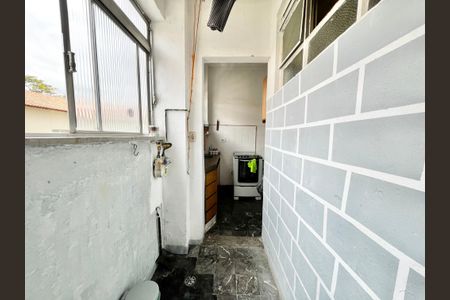 Apartamento para alugar com 78m², 3 quartos e sem vaga Apartamento para alugar com 78m², 3 quartos e sem vagaCorredor