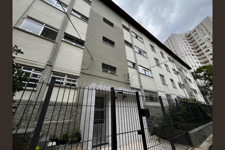 Apartamento para alugar com 78m², 3 quartos e sem vaga Apartamento para alugar com 78m², 3 quartos e sem vagaFachada