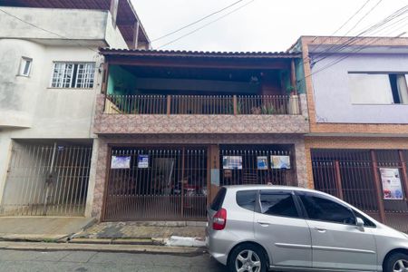 Casa para alugar com 98m², 2 quartos e 1 vagaFachada