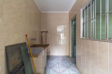 Casa para alugar com 98m², 2 quartos e 1 vagaÁrea de Serviço