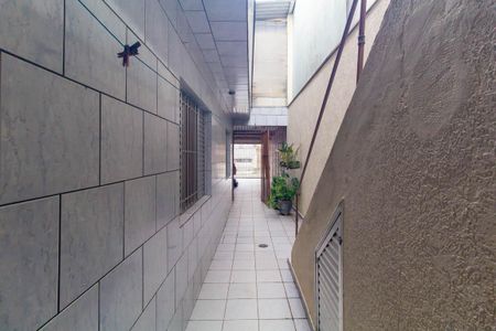 Casa para alugar com 98m², 2 quartos e 1 vagaQuintal