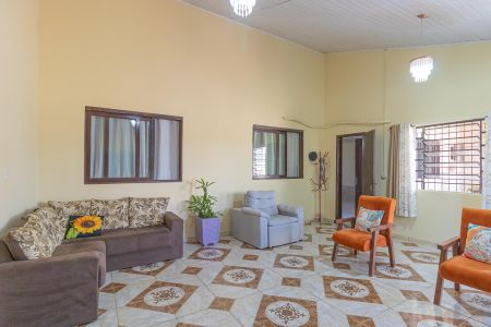 Casa à venda com 160m², 2 quartos e 1 vaga Casa à venda com 160m², 2 quartos e 1 vagaSala