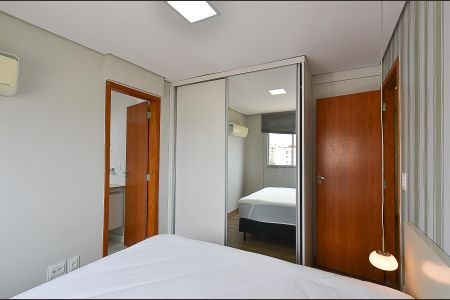 Apartamento para alugar com 63m², 2 quartos e 2 vagas Apartamento para alugar com 63m², 2 quartos e 2 vagasSuíte