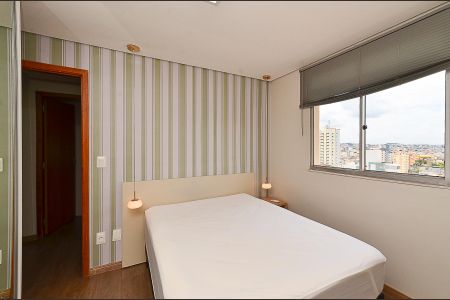 Apartamento para alugar com 63m², 2 quartos e 2 vagas Apartamento para alugar com 63m², 2 quartos e 2 vagasSuíte