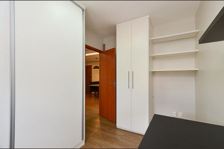 Apartamento para alugar com 63m², 2 quartos e 2 vagas Apartamento para alugar com 63m², 2 quartos e 2 vagasQuarto 1