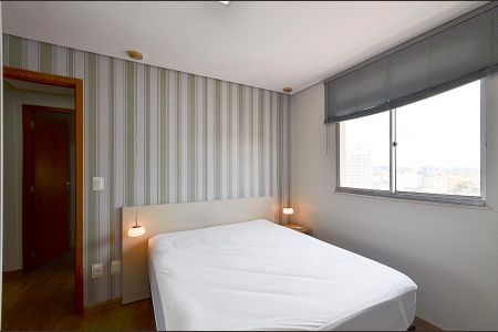 Apartamento para alugar com 63m², 2 quartos e 2 vagas Apartamento para alugar com 63m², 2 quartos e 2 vagasSuíte