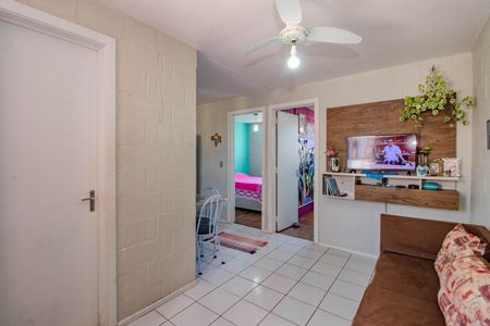 Sala de apartamento à venda com 2 quartos, 42m² em Rubem Berta, Porto Alegre