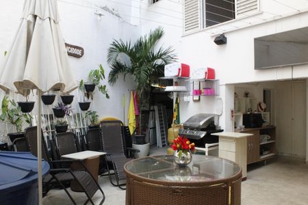 Casa à venda com 450m², 4 quartos e 6 vagasÁrea gourmet