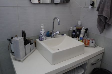 Casa à venda com 450m², 4 quartos e 6 vagasBanheiro Social