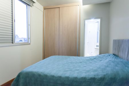 Apartamento para alugar com 67m², 2 quartos e 2 vagassuite 