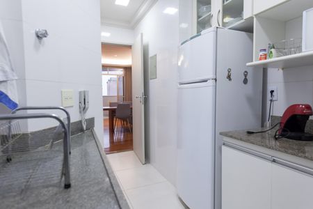 Apartamento para alugar com 67m², 2 quartos e 2 vagasCozinha