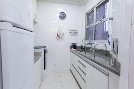 Apartamento para alugar com 67m², 2 quartos e 2 vagasCozinha