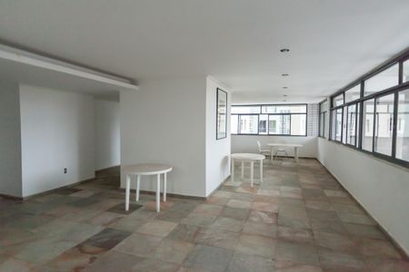Apartamento para alugar com 67m², 2 quartos e 2 vagasÁrea comum - Salão de festas