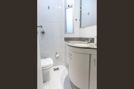 Apartamento para alugar com 67m², 2 quartos e 2 vagasBanheiro Social