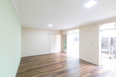 Casa para alugar com 87m², 2 quartos e 1 vagaSala