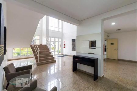 Apartamento à venda com 92m², 3 quartos e 2 vagasHall social