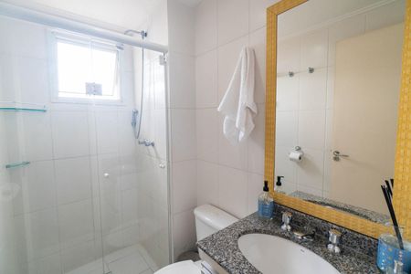 Apartamento à venda com 92m², 3 quartos e 2 vagasBanheiro Social